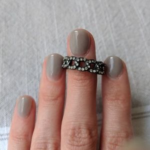 Chloe + Isabel Size 8 Eternity Chainlink Ring